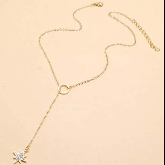 Cubic Zirconia Starburst Necklace - Picture 3 of 5